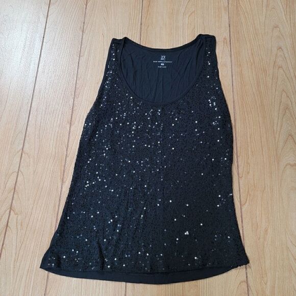 NY &āCOāBLACKāSEQUINEDāSLEEVELESSĀ TOP, SIZEāXS - Picture 1 of 3